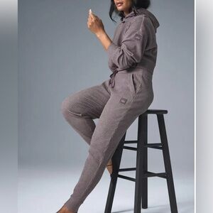 Alo muse sweater and jogger set size small